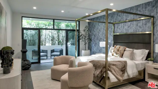 425 N Palm Drive #102, Beverly Hills, CA 90210 - #3