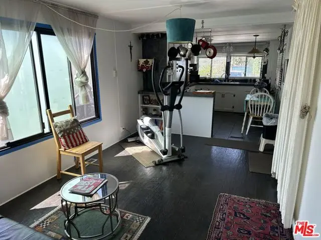 4071 Grandview Boulevard #2, Los Angeles, CA 90066 - #3
