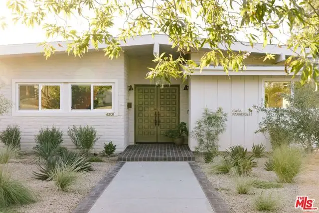 4301 Manson Avenue, Woodland Hills, CA 91364 - #1