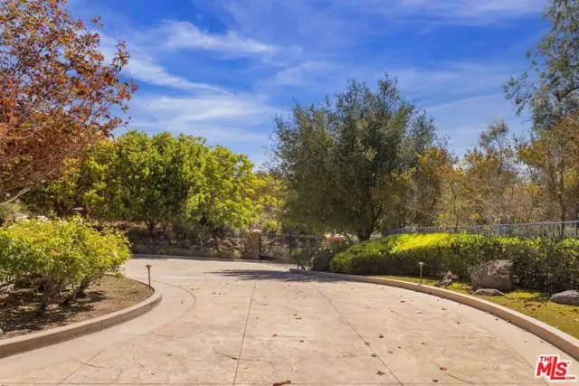 710 Rancho Dos Vientos Drive, Thousand Oaks, CA 91320 - #2