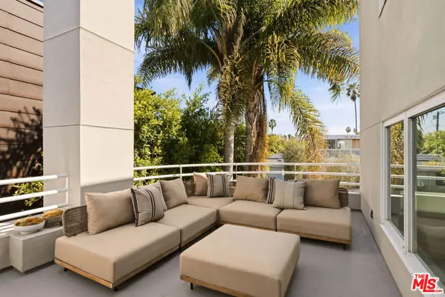 2409 Wilson Avenue, Venice, CA 90291 - #3