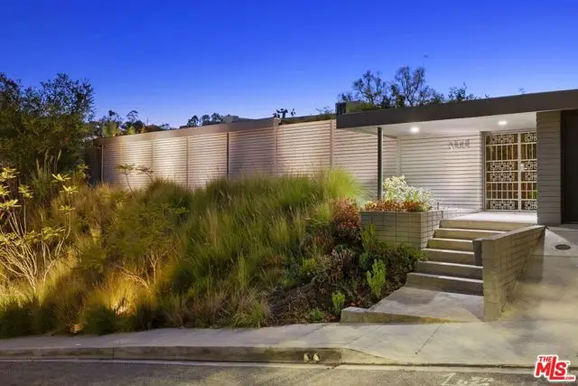 3523 Beverly Ridge Drive, Sherman Oaks, CA 91423 - #2