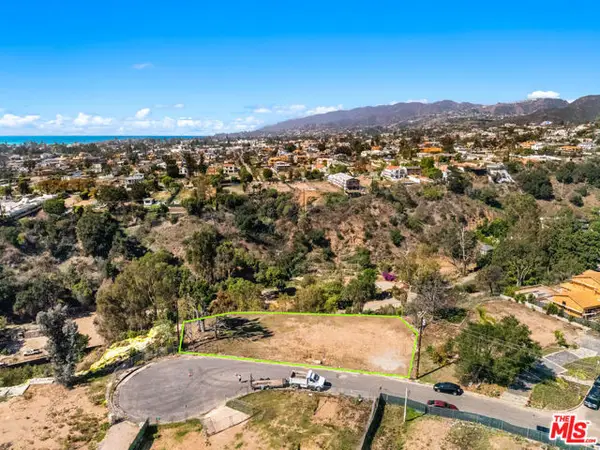 1005 Villa Grove Drive, Pacific Palisades (los Angeles), CA 90272