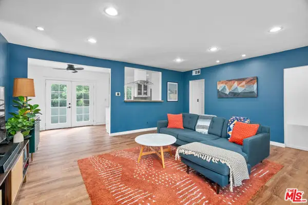 6160 Whitsett Avenue #10, North Hollywood (los Angeles), CA 91606