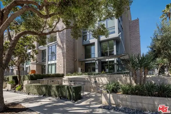 13045 Pacific #117, Los Angeles, CA 90094