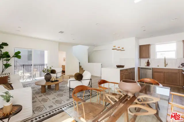 1231 N June Street, Los Angeles, CA 90038 - #2