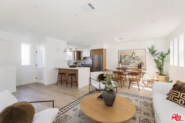1231 N June Street, Los Angeles, CA 90038 - #3