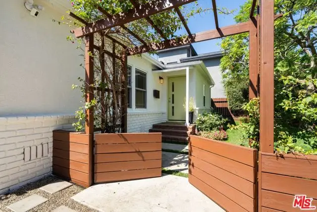 3945 Lyceum Avenue, Los Angeles, CA 90066 - #3