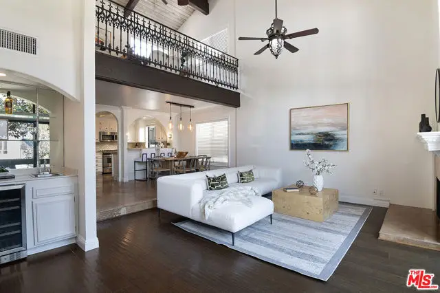 1925 S Beverly Glen Boulevard #39, Los Angeles, CA 90025 - #3