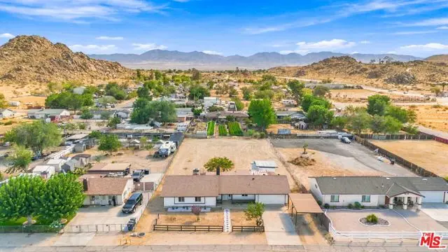 17124 Schollview Avenue, Palmdale, CA 93591 - #2
