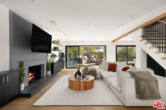 11454 Dona Evita Drive, Studio City, CA 91604 - #3