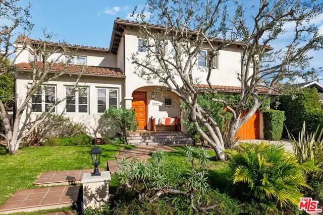 3522 S Barrington Avenue, Los Angeles, CA 90066 - #3