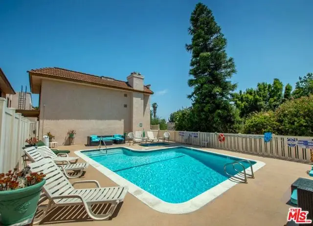 4365 Mclaughlin Avenue #18, Los Angeles, CA 90066 - #2