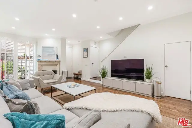 2405 34th Street #27, Santa Monica, CA 90405 - #2
