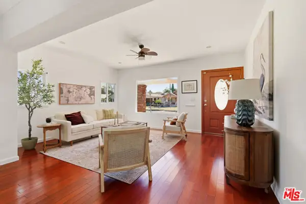 1825 Middleton Place, Los Angeles, CA 90062
