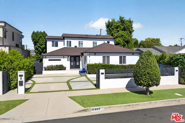 17807 Collins Street, Encino, CA 91316 - #1