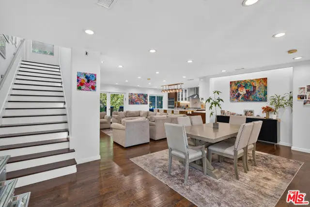 17807 Collins Street, Encino, CA 91316 - #2