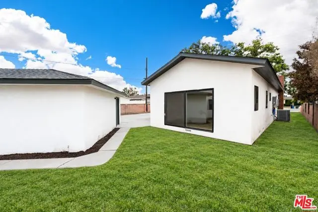 4574 Shadeway Road, Lakewood, CA 90713 - #3