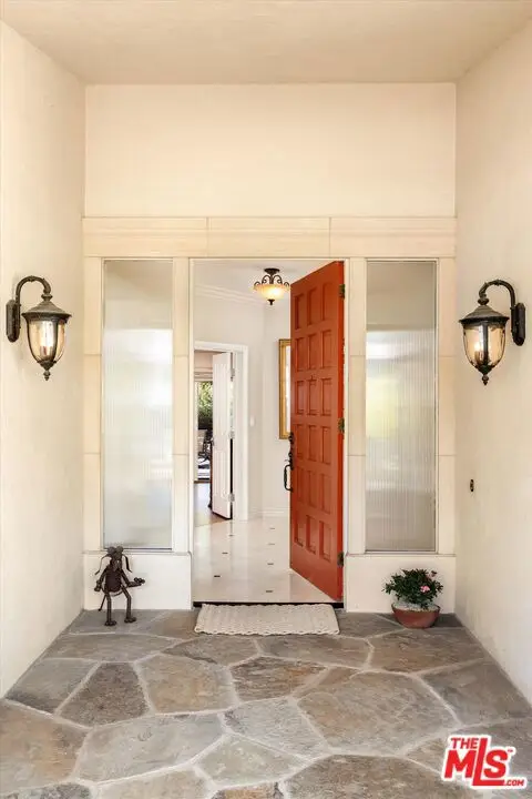115 Coronada Circle, Santa Barbara, CA 93108 - #3