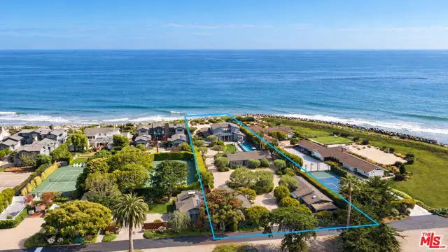 4217 Avenue Del Mar, Carpinteria, CA 93013 - #2