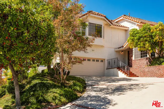 2440 Flintridge Drive, Glendale, CA 91206 - #1