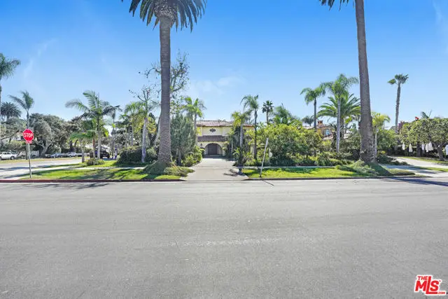 324 Marguerita Avenue, Santa Monica, CA 90402 - #2