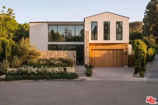 12114 Inavale Place, Los Angeles, CA 90049