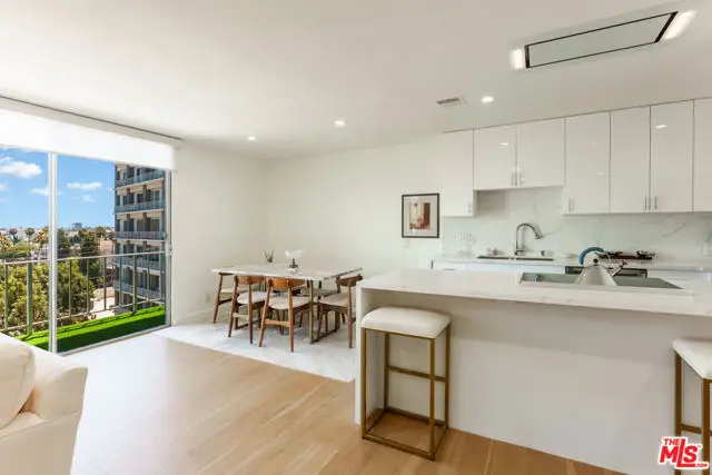 100 S Doheny Drive #811, Los Angeles, CA 90048 - #3