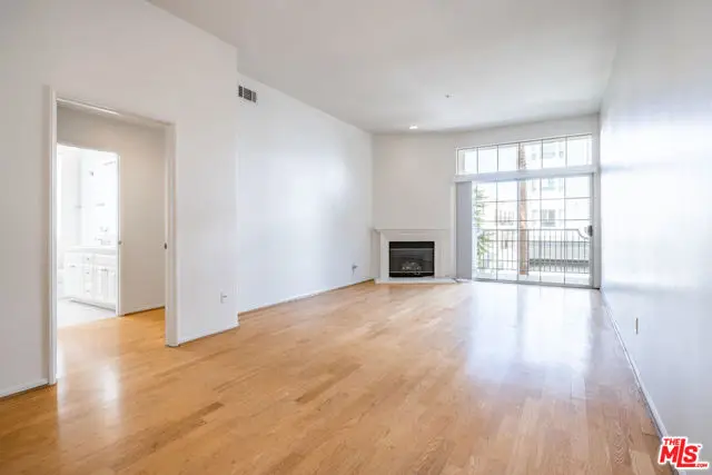 6922 Knowlton Place #103, Los Angeles, CA 90045 - #2