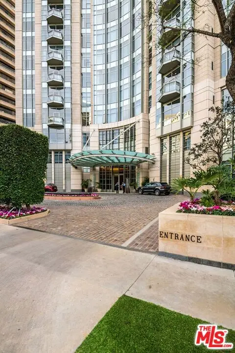 10776 Wilshire Boulevard #301, Los Angeles, CA 90024 - #2
