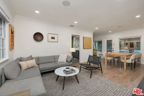 7244 Chicopee Avenue, Los Angeles, CA 91406