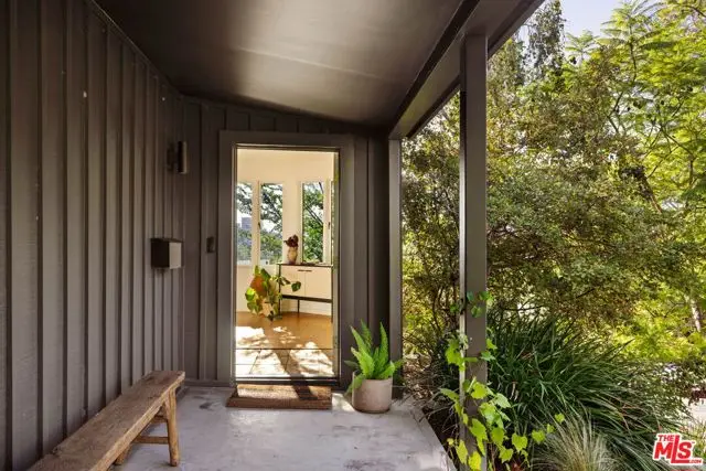 4016 Cumberland Avenue, Los Angeles, CA 90027 - #3