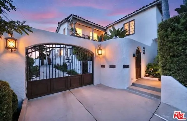 1361 S Tremaine Avenue, Los Angeles, CA 90019