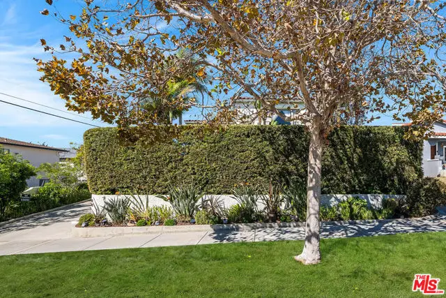1361 S Tremaine Avenue, Los Angeles, CA 90019 - #2