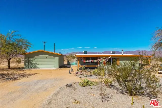 3229 Blower Road, Twentynine Palms Yucca Valley, CA 92277 - #2
