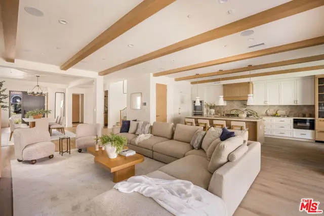 657 27th Street, Manhattan Beach, CA 90266 - #3