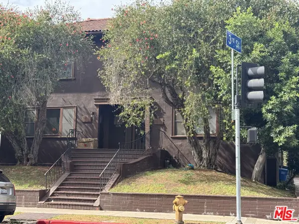 301 S Norton Avenue, Los Angeles, CA 90020