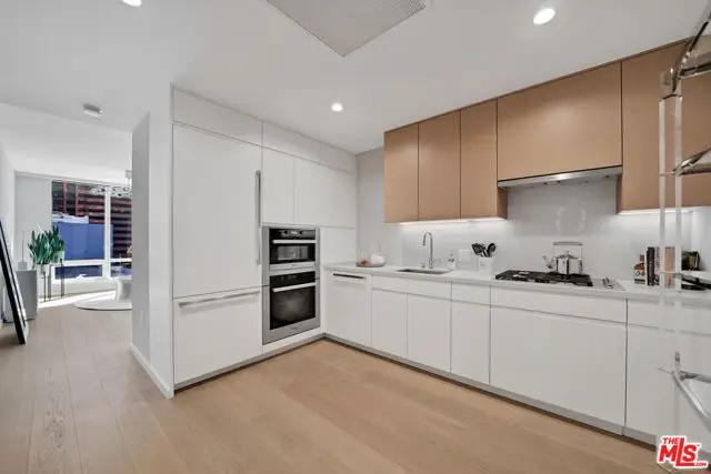 877 Francisco Street #609, Los Angeles, CA 90017 - #3