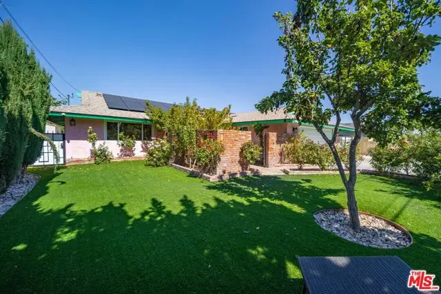 4017 W Avenue L4, Lancaster, CA 93536 - #2