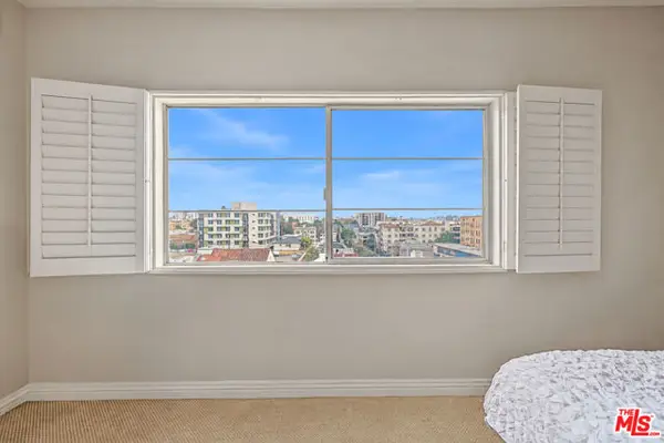 2864 Sunset Place #407, Los Angeles, CA 90005