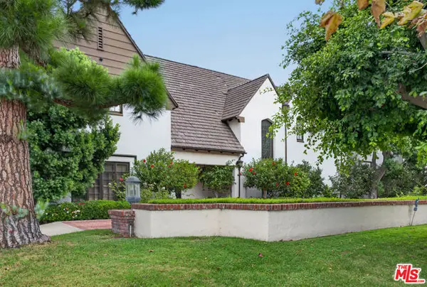 200 S June Street, Los Angeles, CA 90004