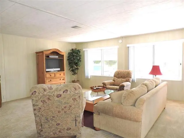 8975 Lawrence Welk Dr #124, Escondido, CA 92026 - Image #3