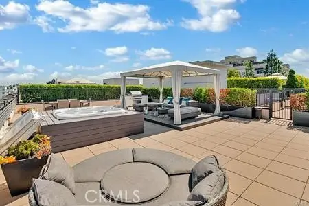 432 N Oakhurst Dr #503, Beverly Hills, CA 90210