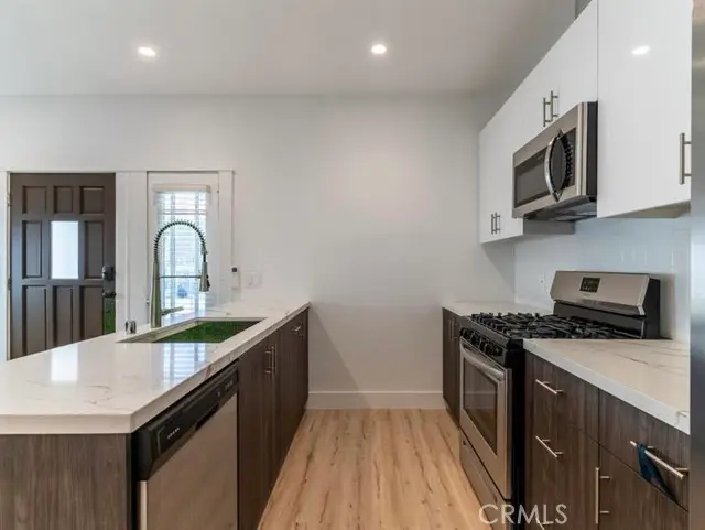 1213 W 24th Street, Los Angeles, CA 90007 - Image #3