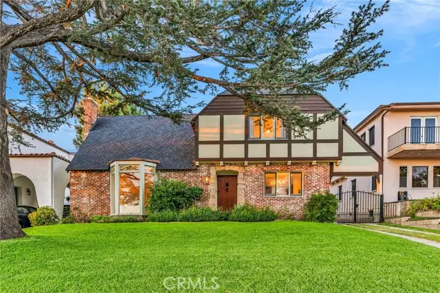 869 Cumberland Road, Glendale, CA 91202 - #1