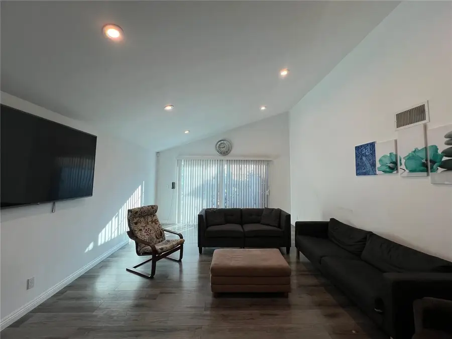 1323 W Lincoln Ave, Montebello, CA 90640 - Image #2