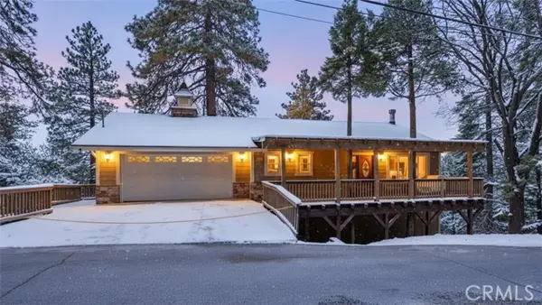 25152 Valle Drive, Crestline, CA 92325