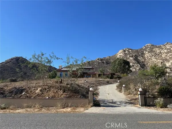 2005 Mt Vernon, Riverside, CA 92507