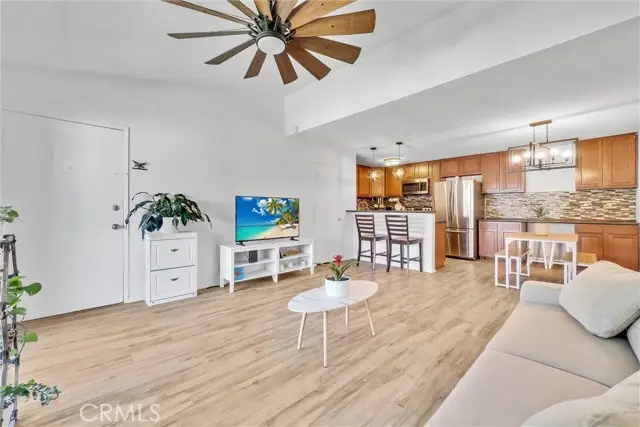 23276 Orange Avenue #8, Lake Forest, CA 92630 - Image #3