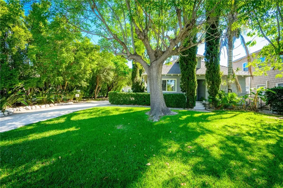 892 S Marengo, Pasadena, CA 91106 - #2